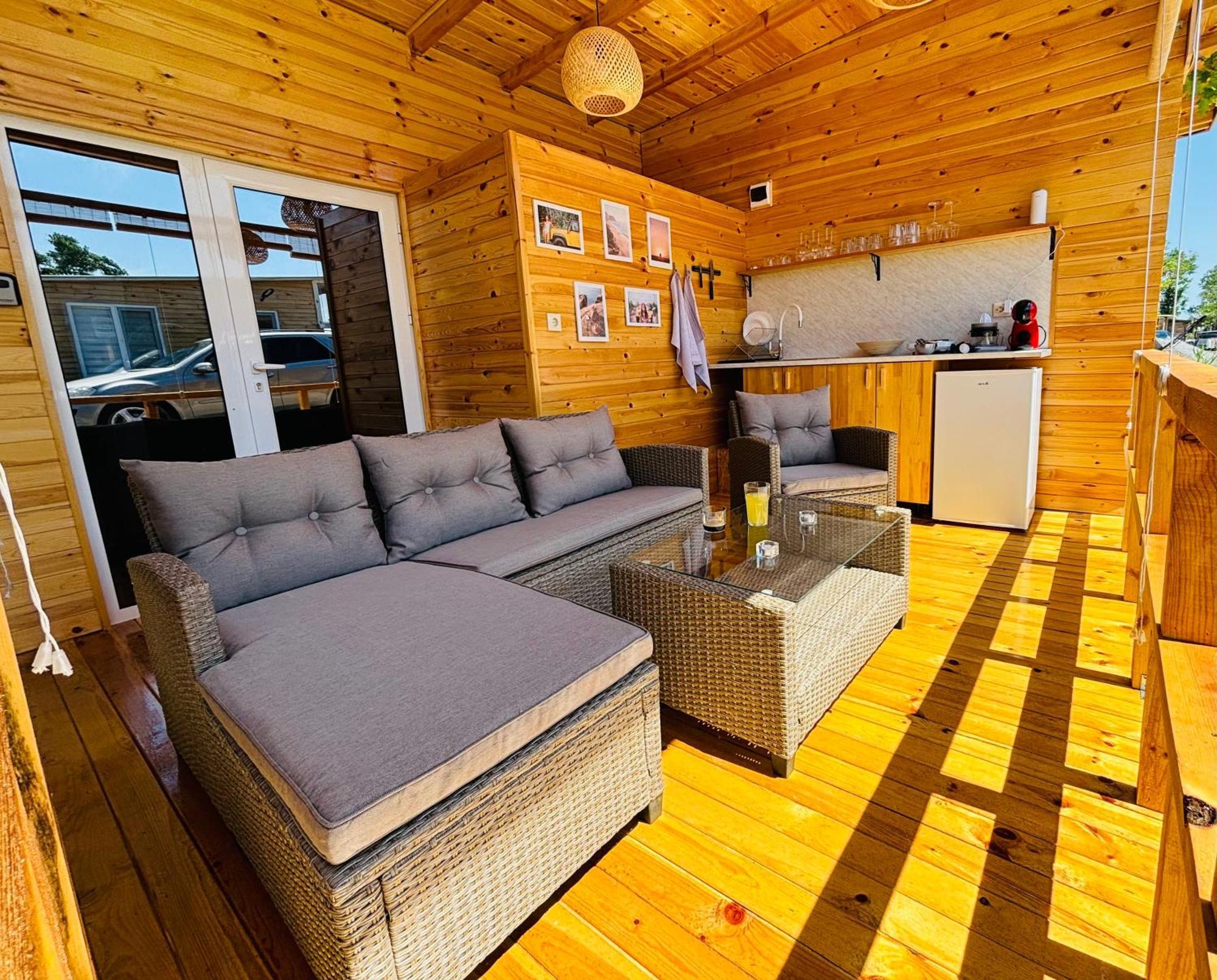 Cozyhut Бунгало Под Наем 체르노모레츠 외부 사진